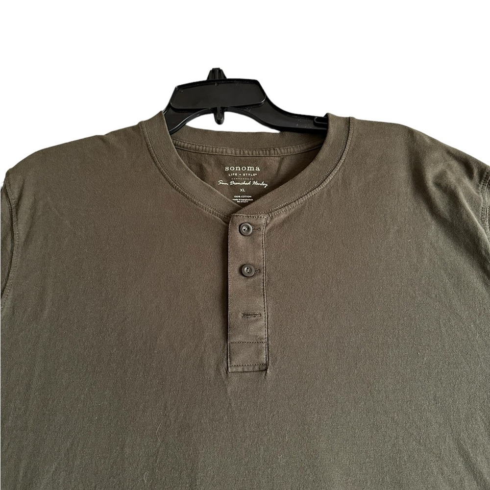 SONOMA MEN’S 3 BUTTONS SHORT SLEEVE SHIRT SZ XL - Picture 3 of 8